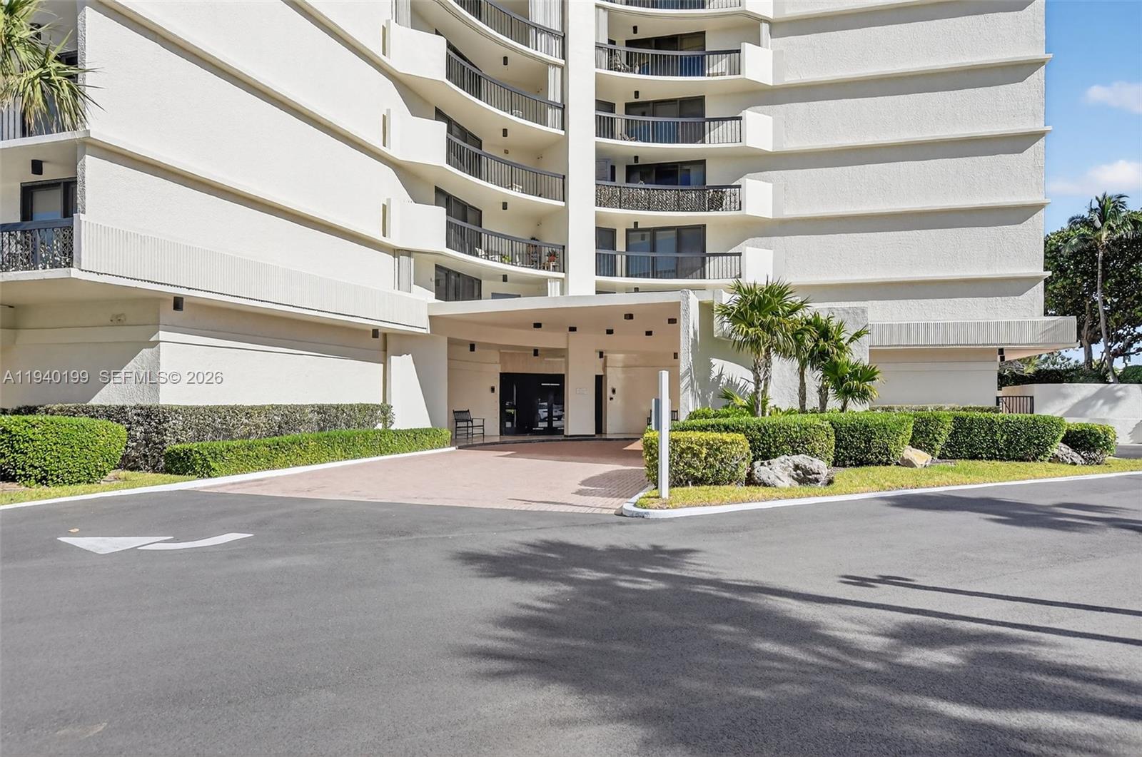 ADMIRALS WALK TOWER CONDO - Residential