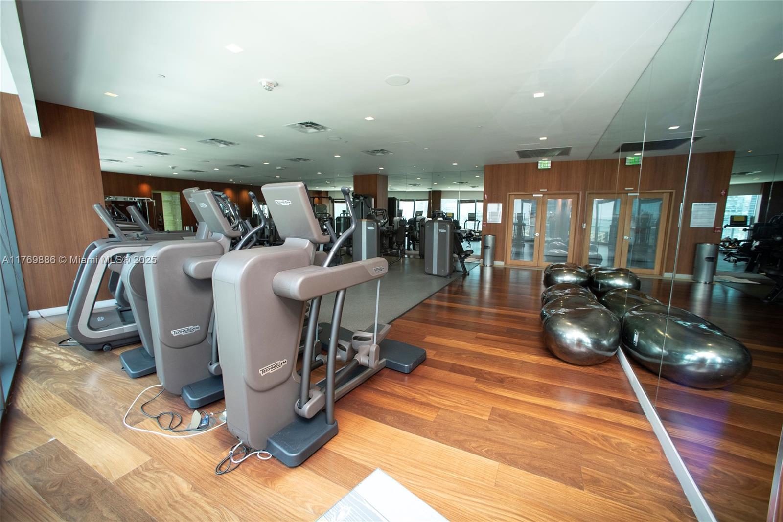 1300 S MIAMI AVENUE CONDO - Residential