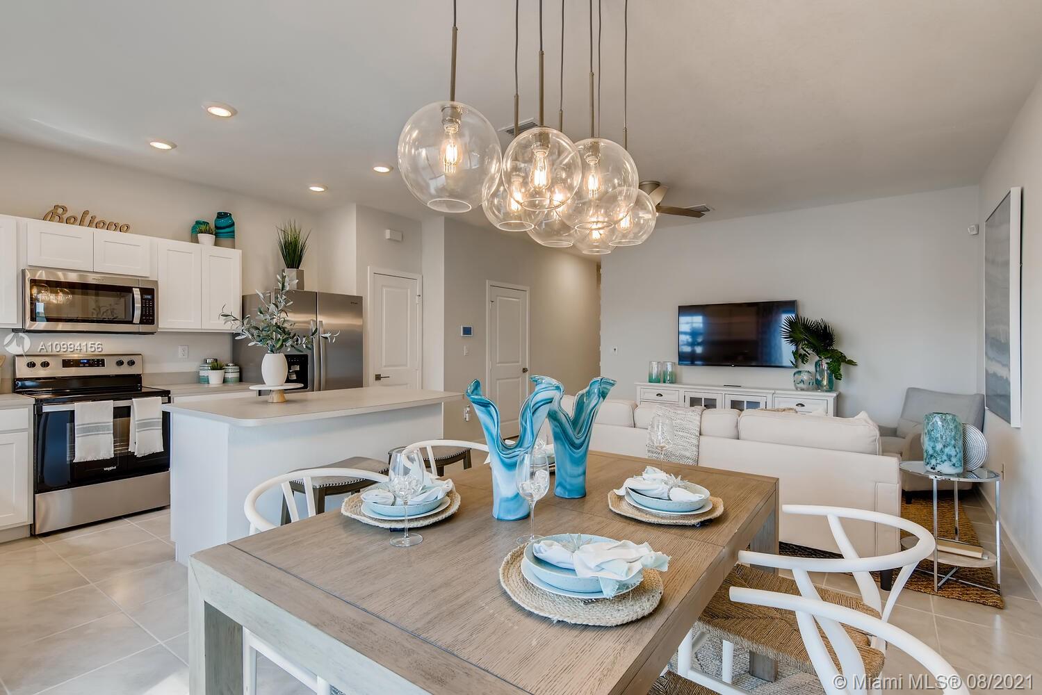 Regal Palm Square - Residential