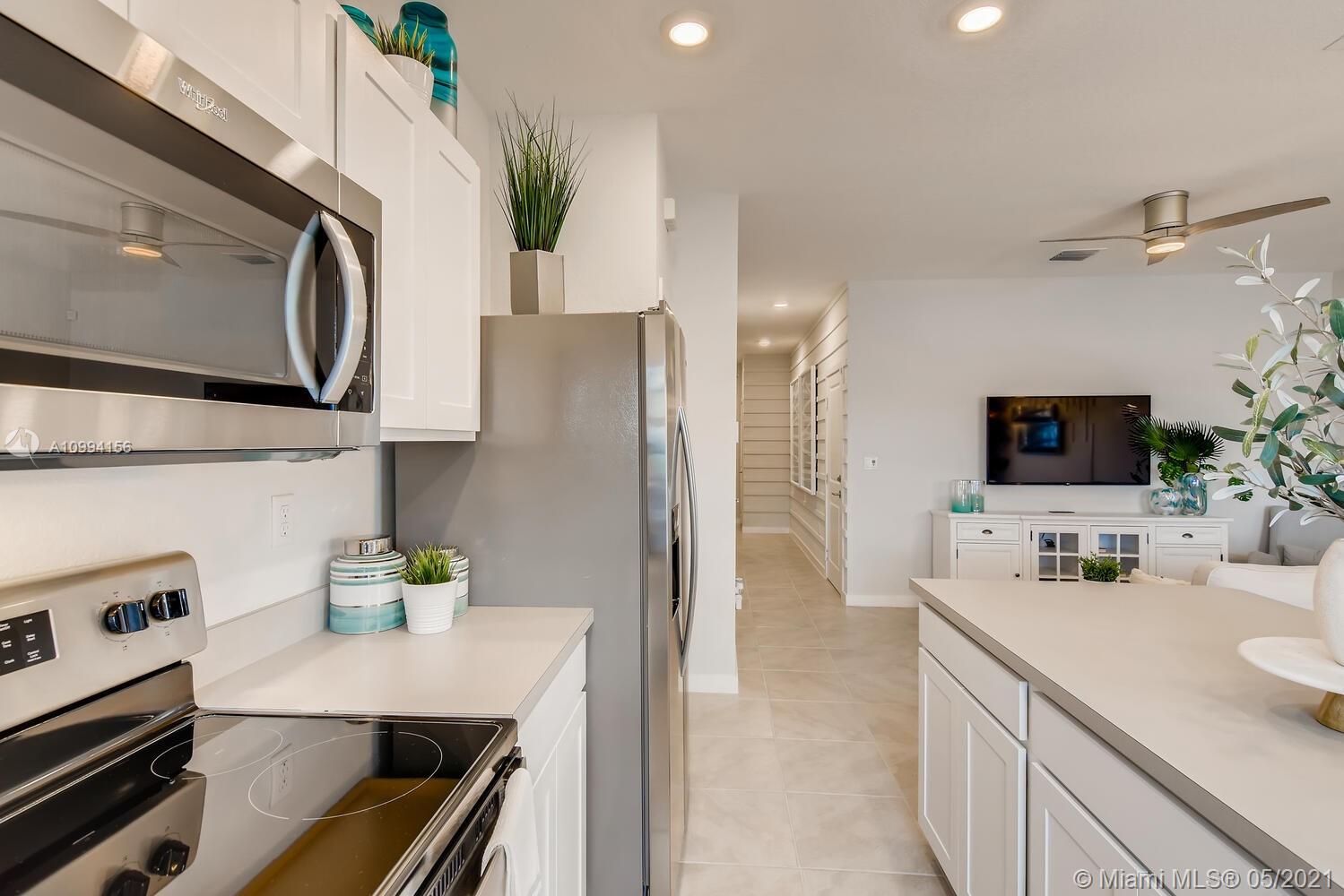 Regal Palm Square - Residential