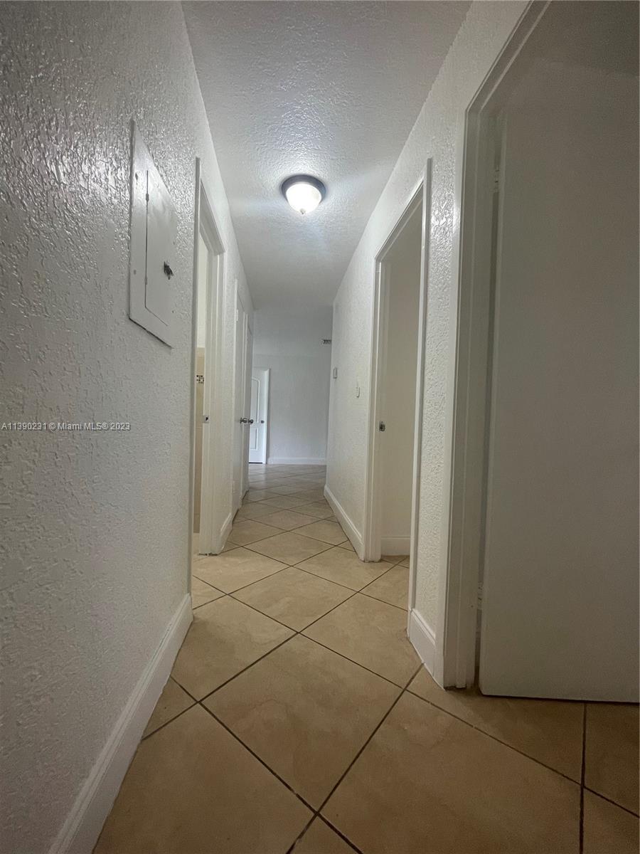 NORTH LAUDERDALE VILLAGE - Residential Lease