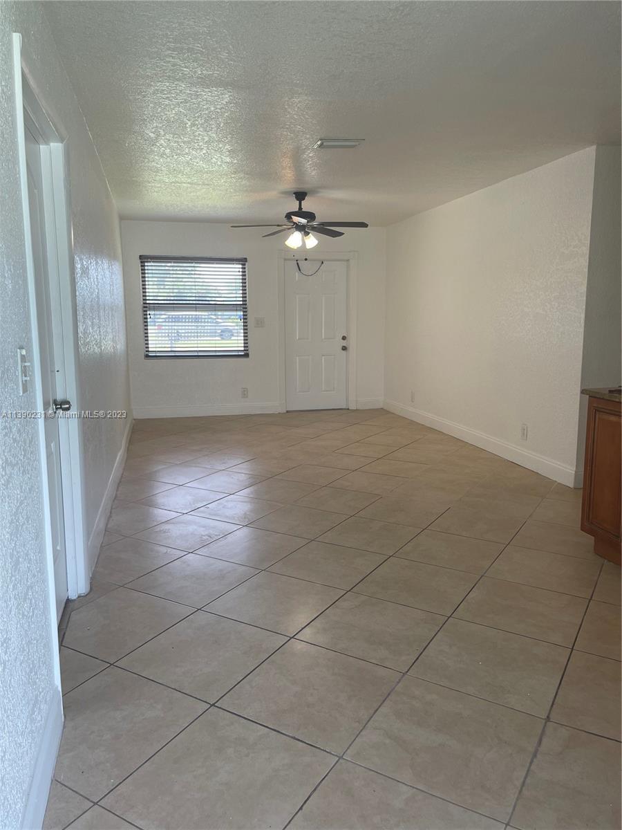 NORTH LAUDERDALE VILLAGE - Residential Lease