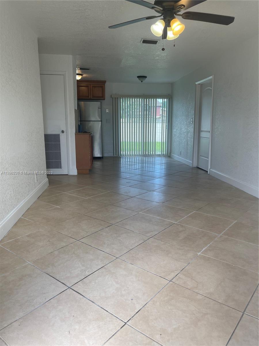 NORTH LAUDERDALE VILLAGE - Residential Lease