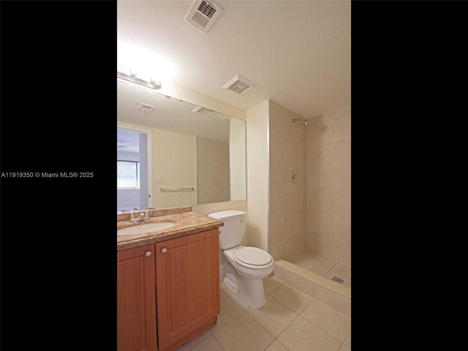 CRESCENT COVE CONDO - Residential Lease