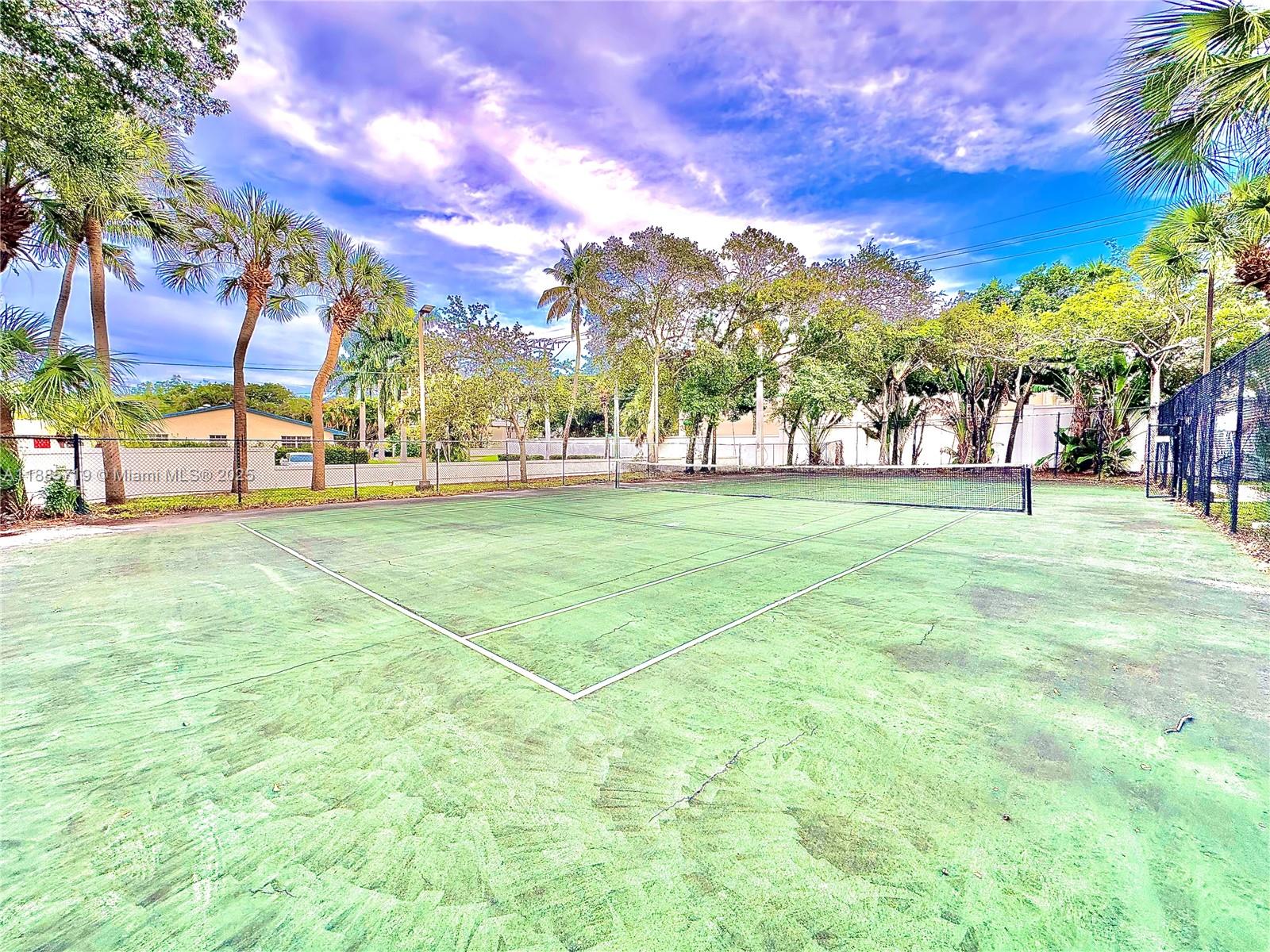 MARINA OAKS CONDO - Residential Lease