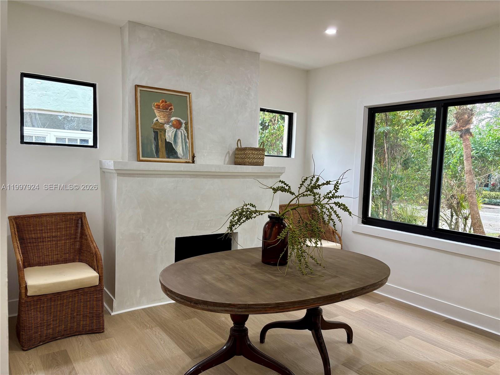 View photos, virtual tours, details... 1231 Lisbon St