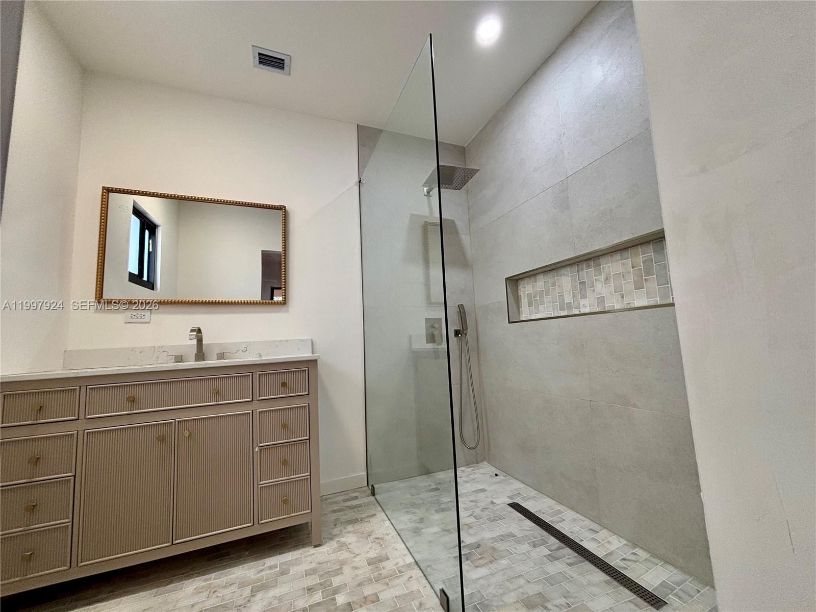 CORAL GABLES GRANADA SEC - Residential