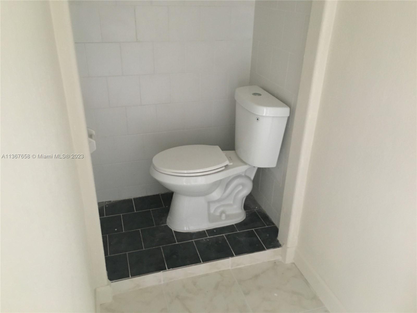 Miramar Isles Sec 5 61-46 - Residential Lease