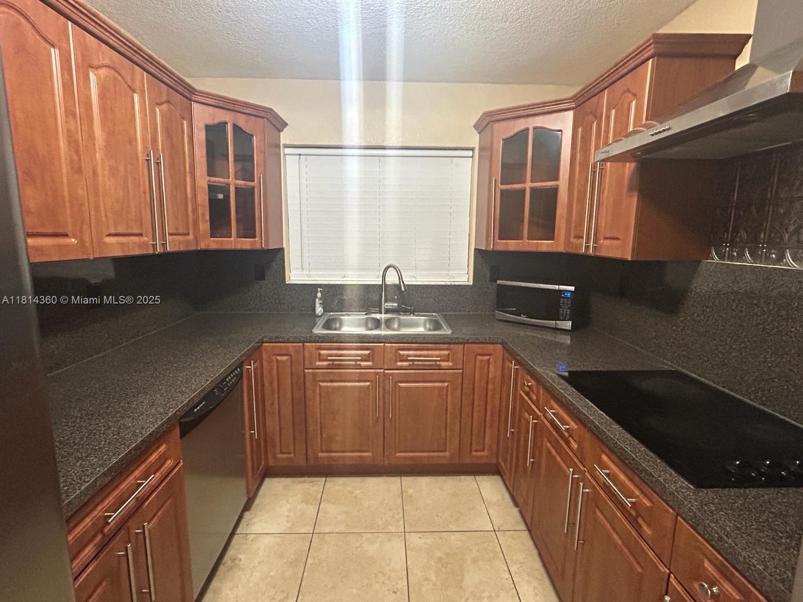 BIRD ROAD HIGHLANDS - Residential Lease