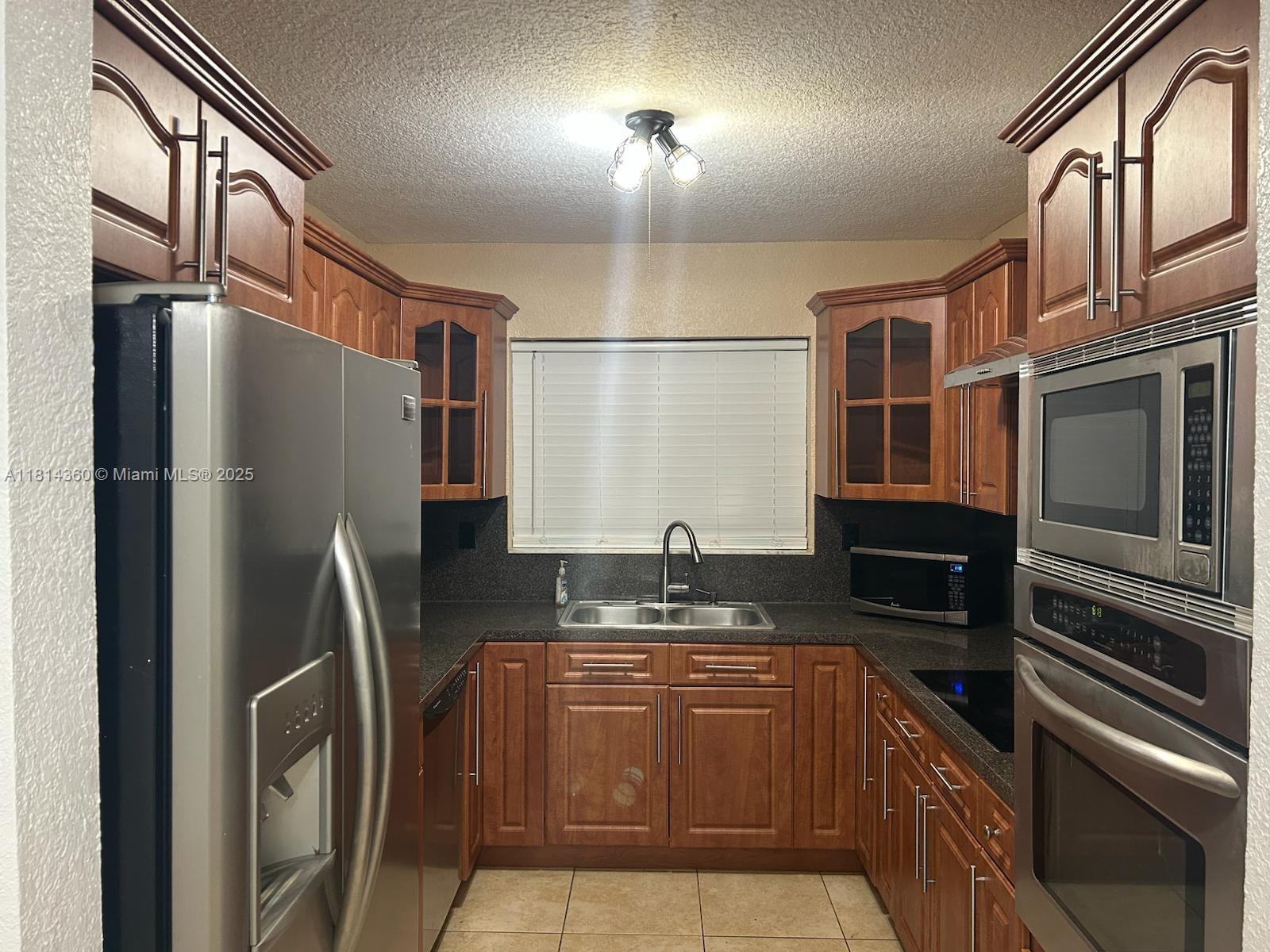 BIRD ROAD HIGHLANDS - Residential Lease