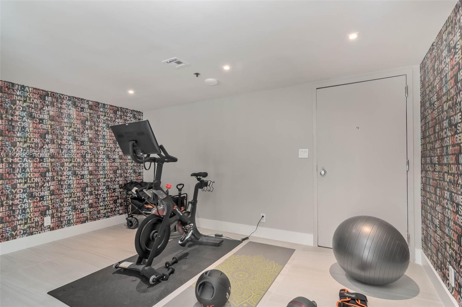 DELVISTA TOWERS CONDO - Residential Lease