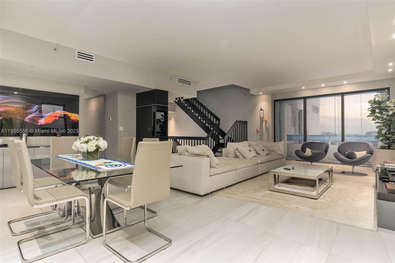 DELVISTA TOWERS CONDO - Residential Lease