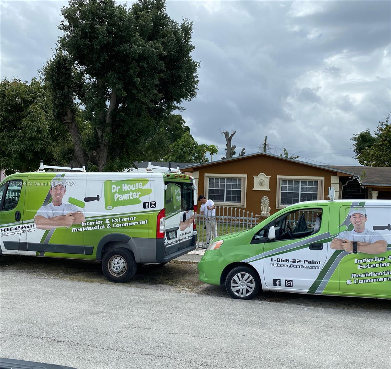 View photos, virtual tours, details...