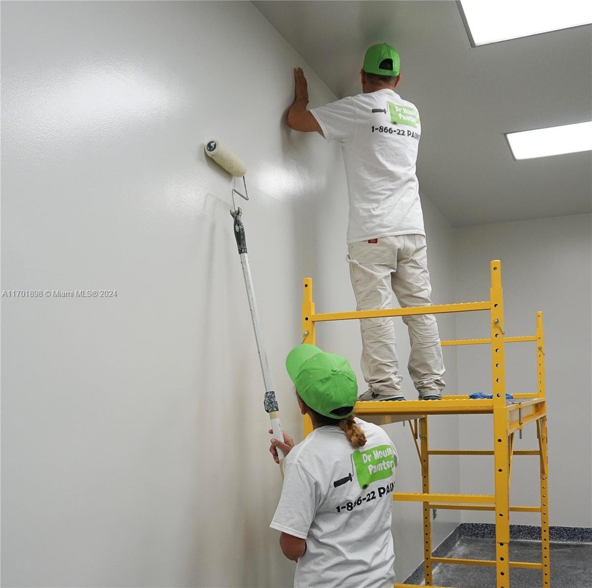 View photos, virtual tours, details...