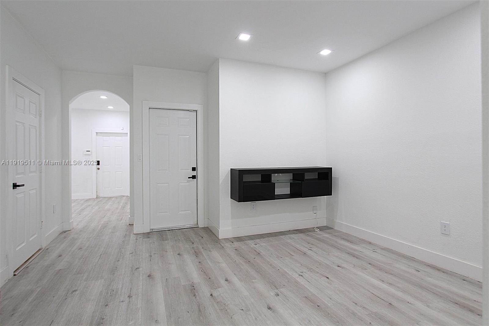 LAKES BY THE BAY CEE - Residential Lease