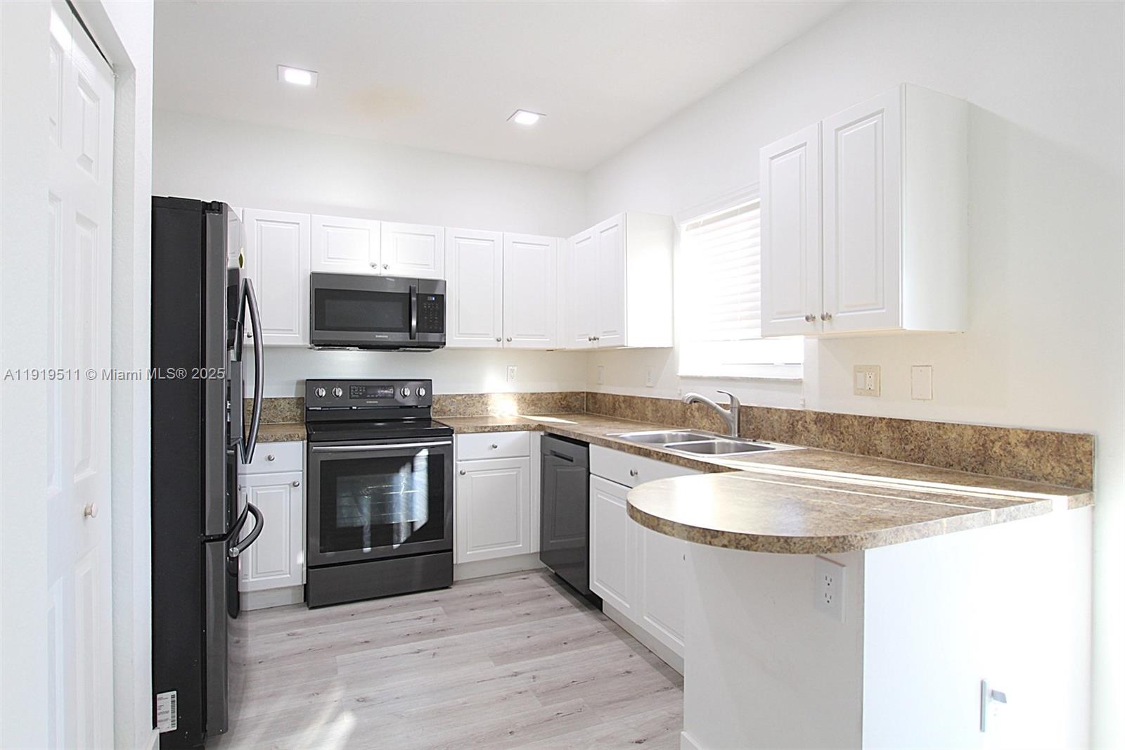 LAKES BY THE BAY CEE - Residential Lease