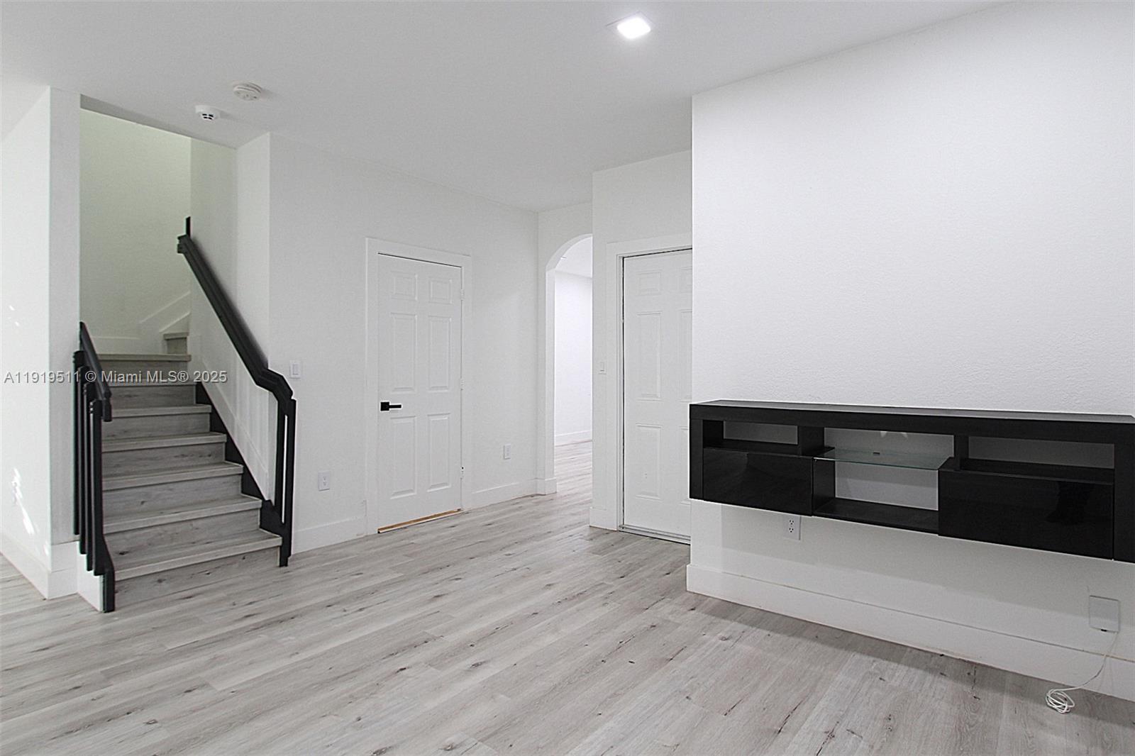 LAKES BY THE BAY CEE - Residential Lease