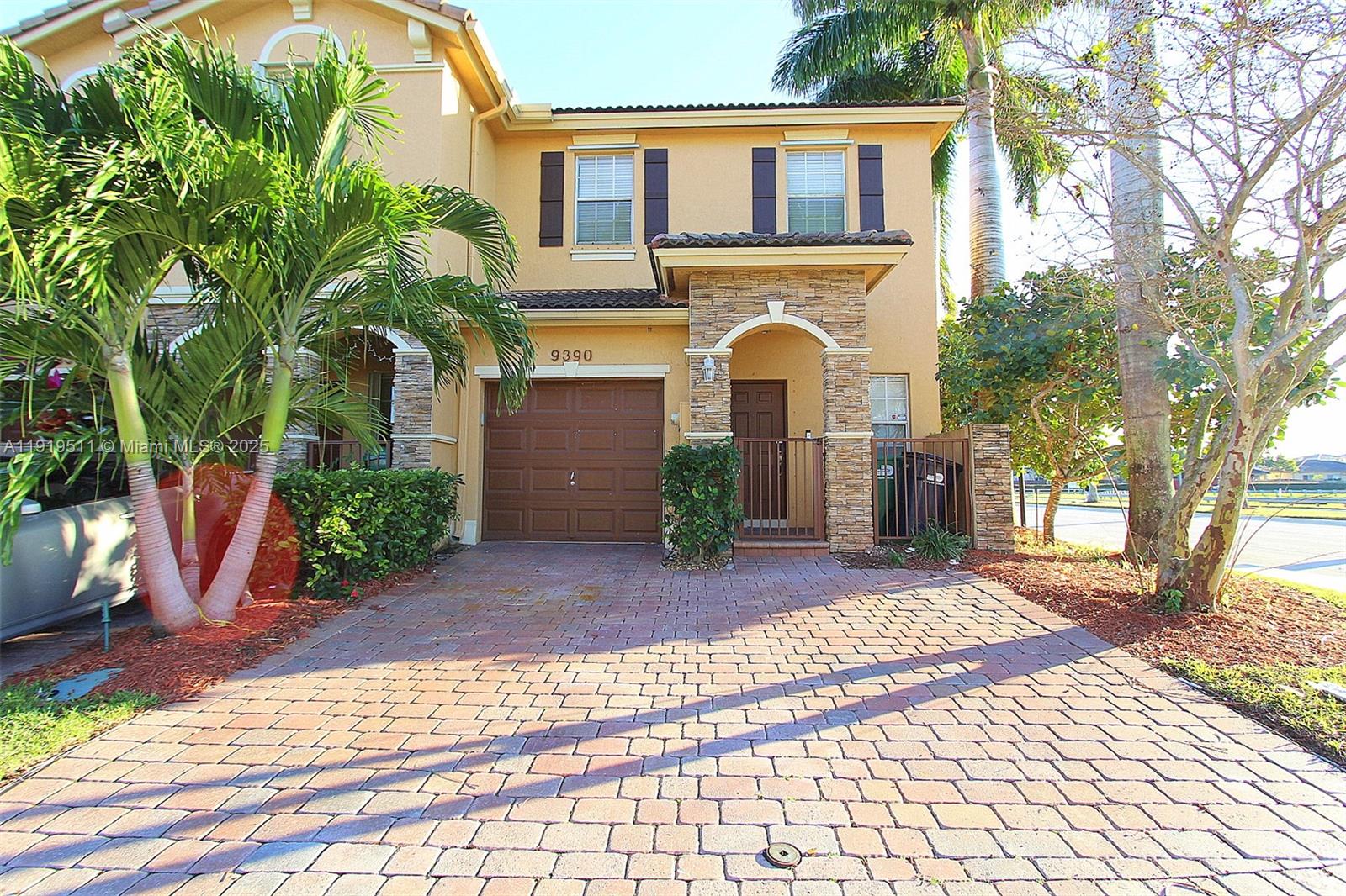 LAKES BY THE BAY CEE - Residential Lease