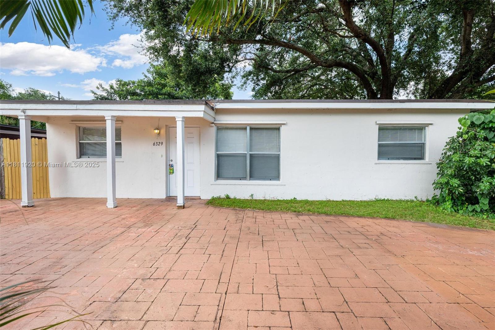 Property for Sale at 6329 Garfield St, Hollywood, Broward County, Florida - Bedrooms: 2 
Bathrooms: 1  - $426,000
