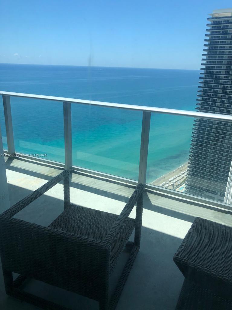 4111 SOUTH OCEAN DRIVE CO - Residential