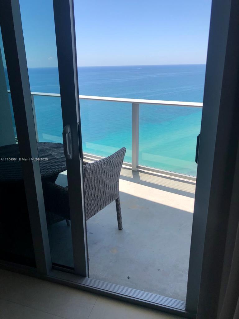 4111 SOUTH OCEAN DRIVE CO - Residential