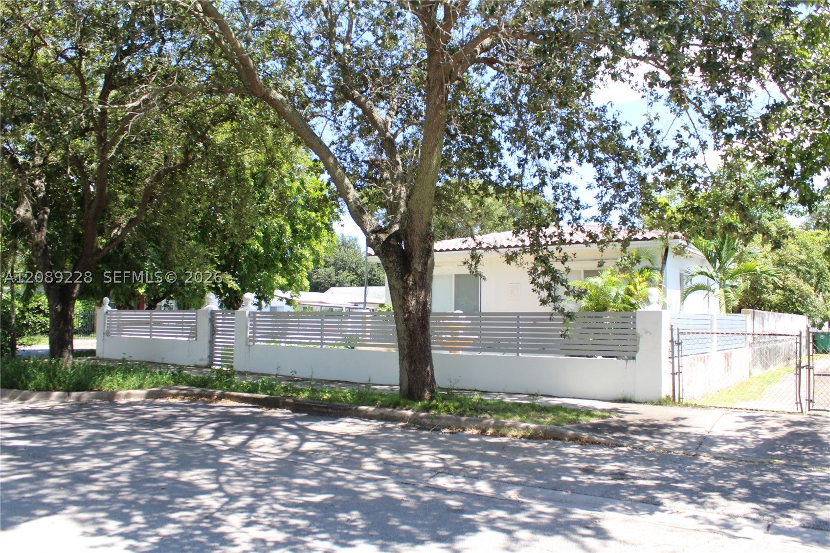 View photos, virtual tours, details... 4141 NW 5th Ave