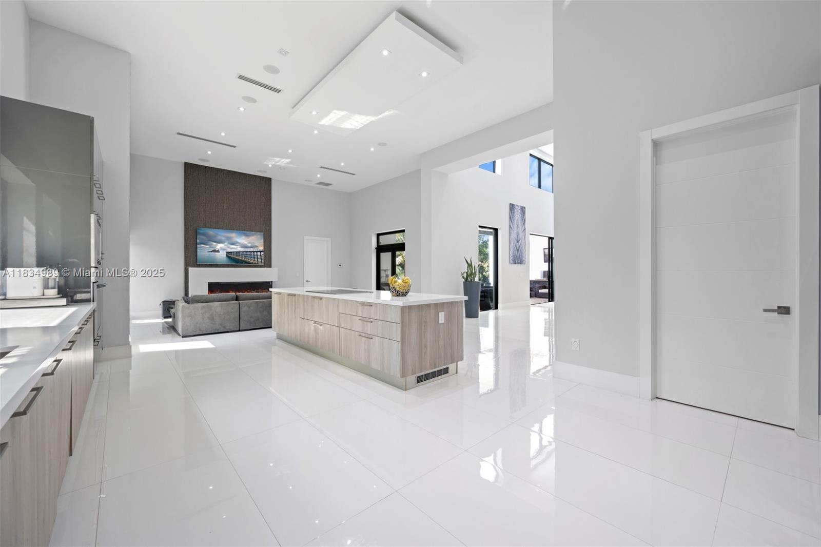 FLA FRUIT LANDS CO - Residential