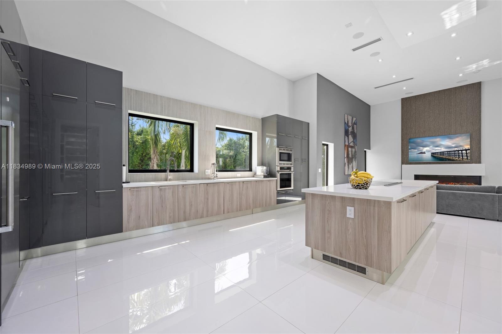 FLA FRUIT LANDS CO - Residential