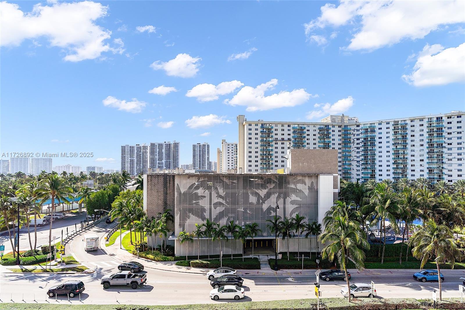 THE AVENTURA BEACH CLUB C - Residential