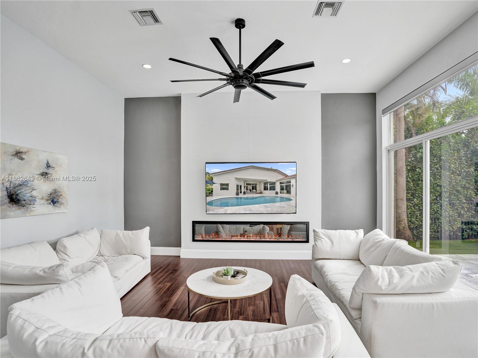 SECTOR 7 - PARCELS F G H - Residential