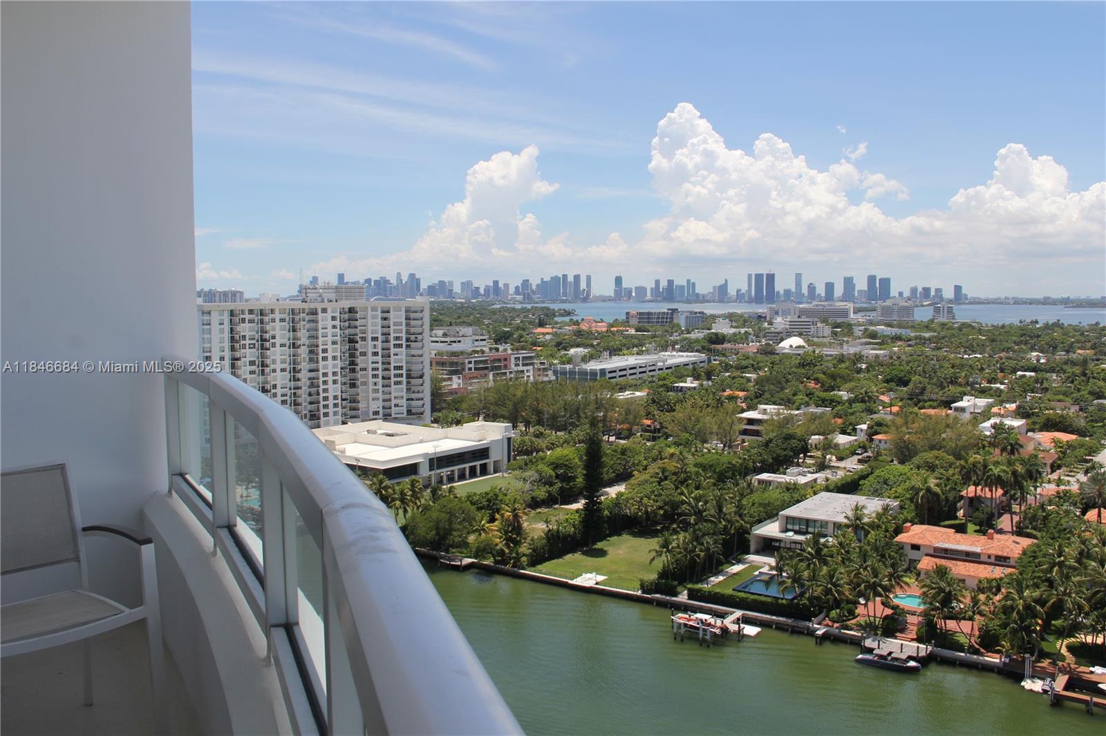 FONTAINEBLEAU II CONDO - Residential
