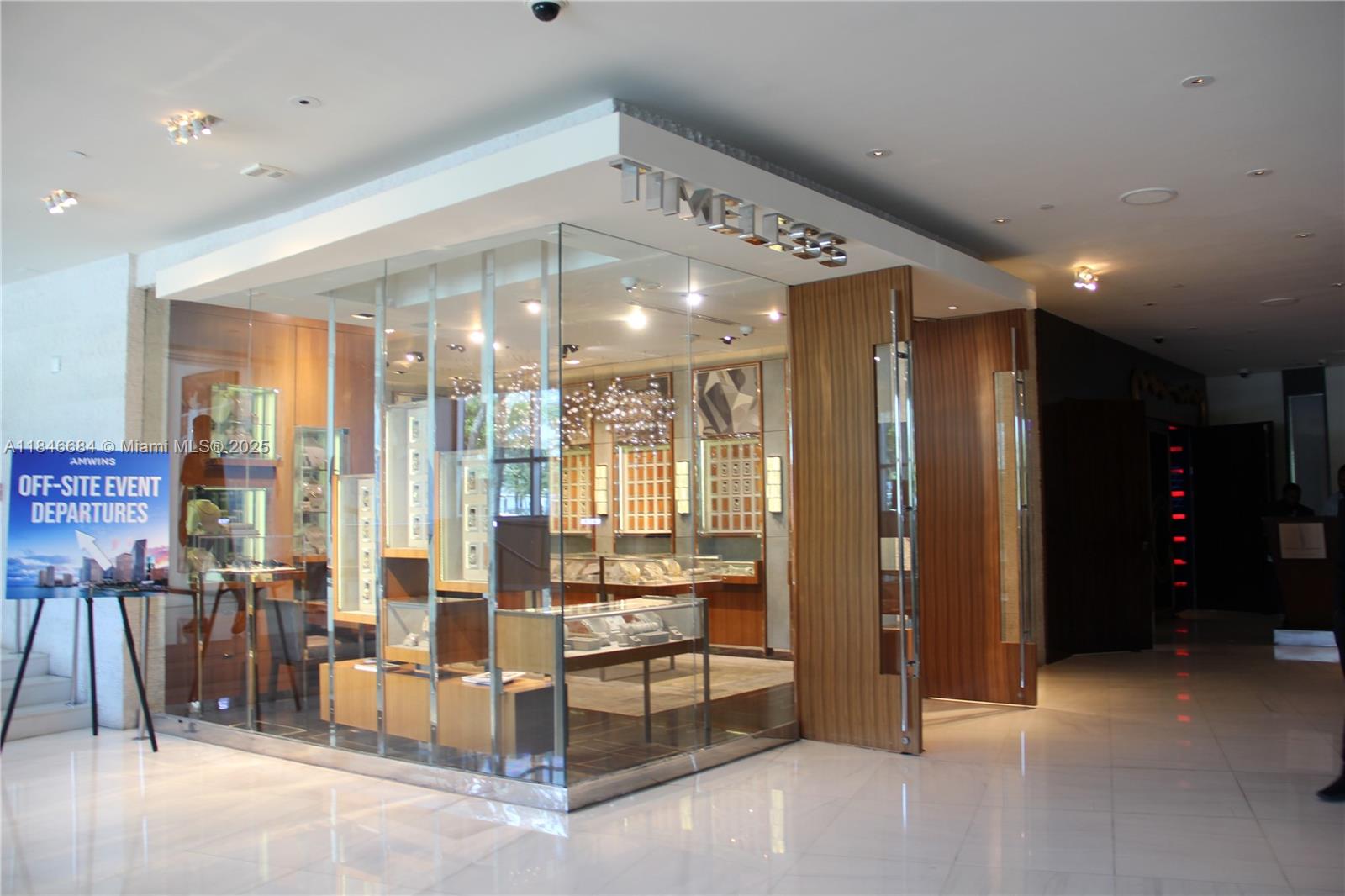 FONTAINEBLEAU II CONDO - Residential