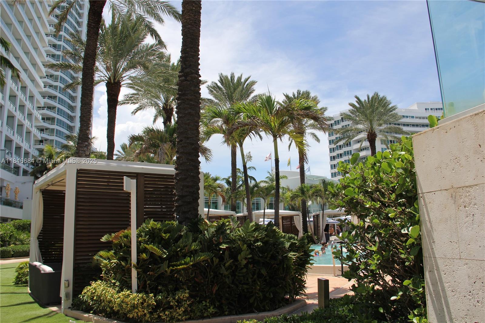 FONTAINEBLEAU II CONDO - Residential