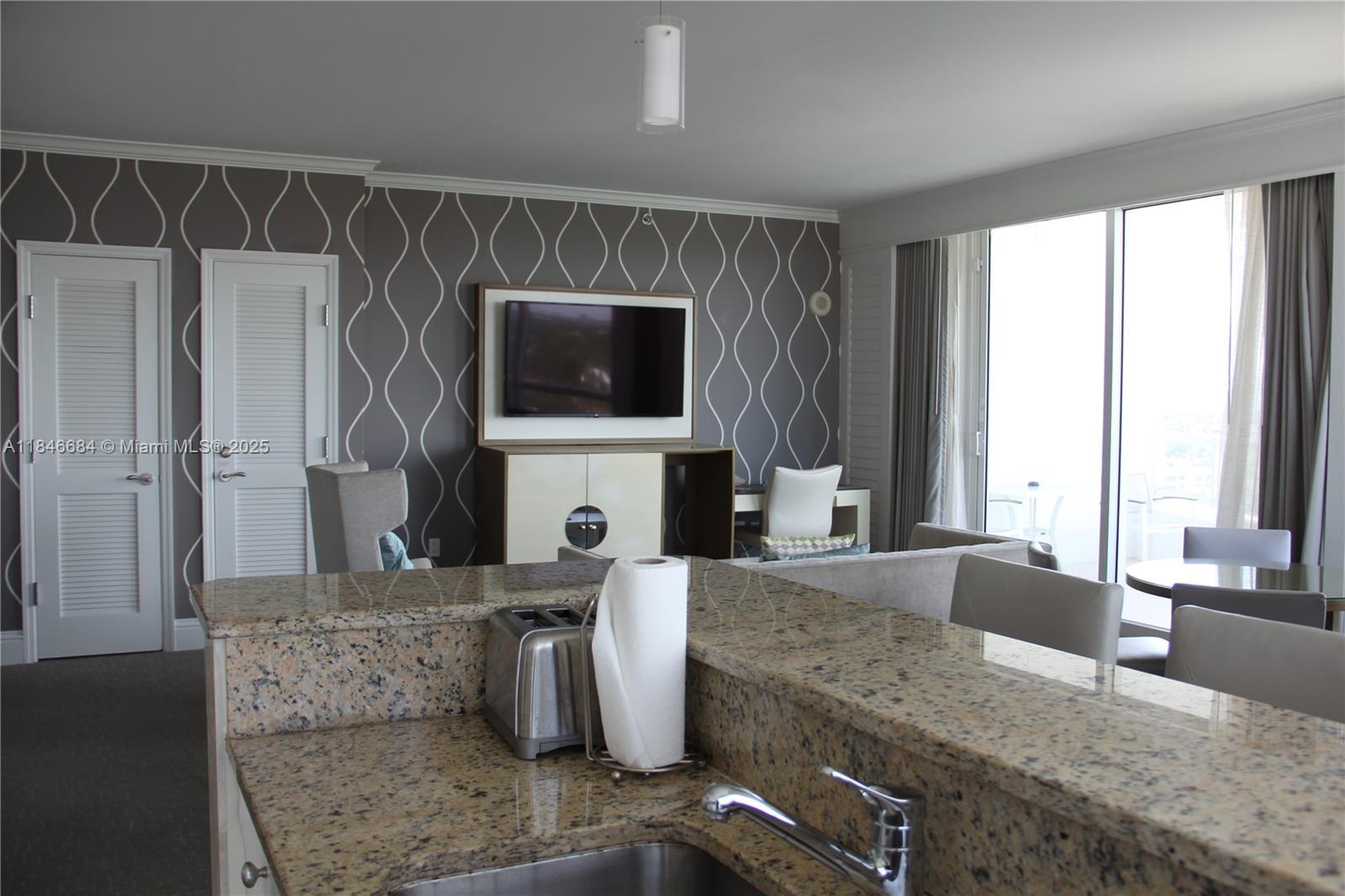 FONTAINEBLEAU II CONDO - Residential