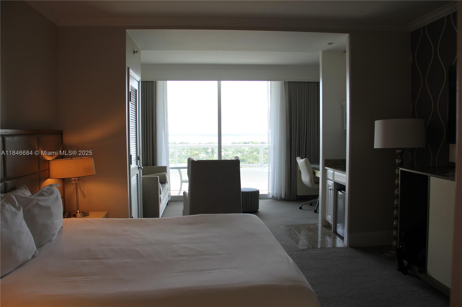 FONTAINEBLEAU II CONDO - Residential