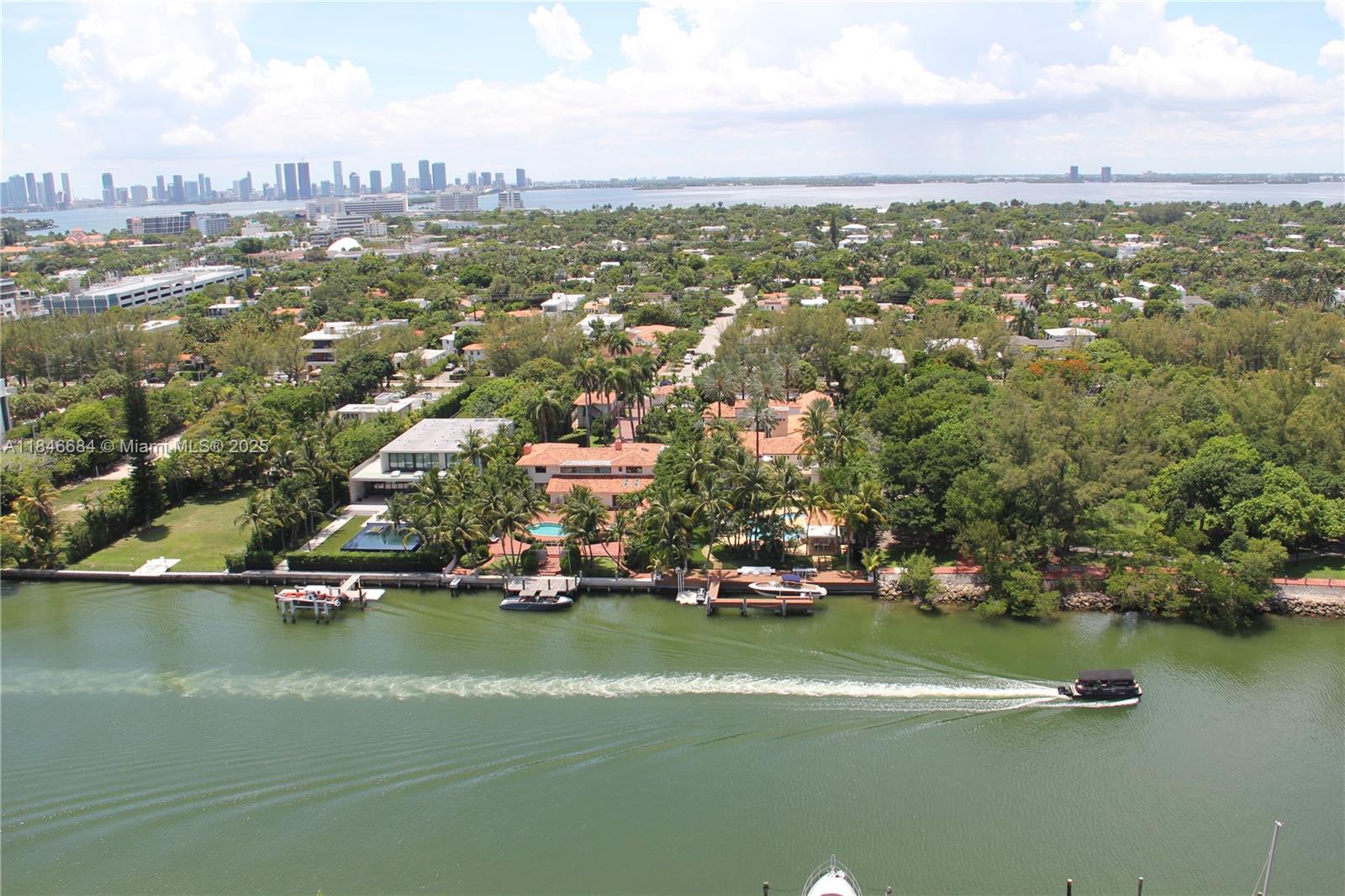 FONTAINEBLEAU II CONDO - Residential