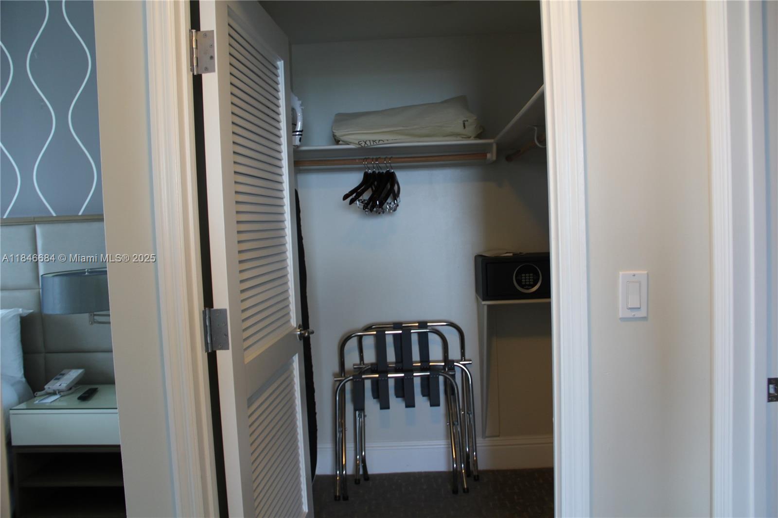 FONTAINEBLEAU II CONDO - Residential