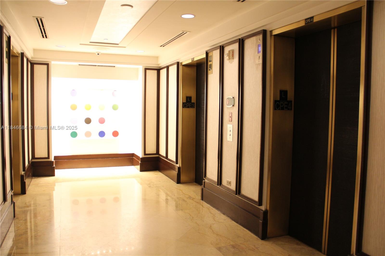 FONTAINEBLEAU II CONDO - Residential