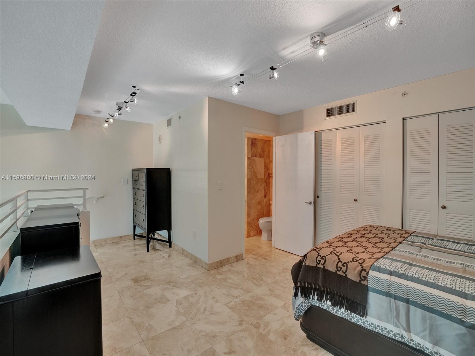 OCEANBLUE CONDO OF MIAMI - Residential