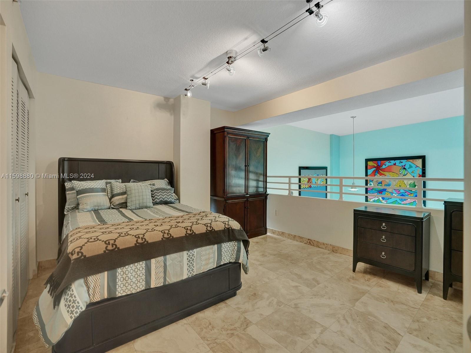OCEANBLUE CONDO OF MIAMI - Residential