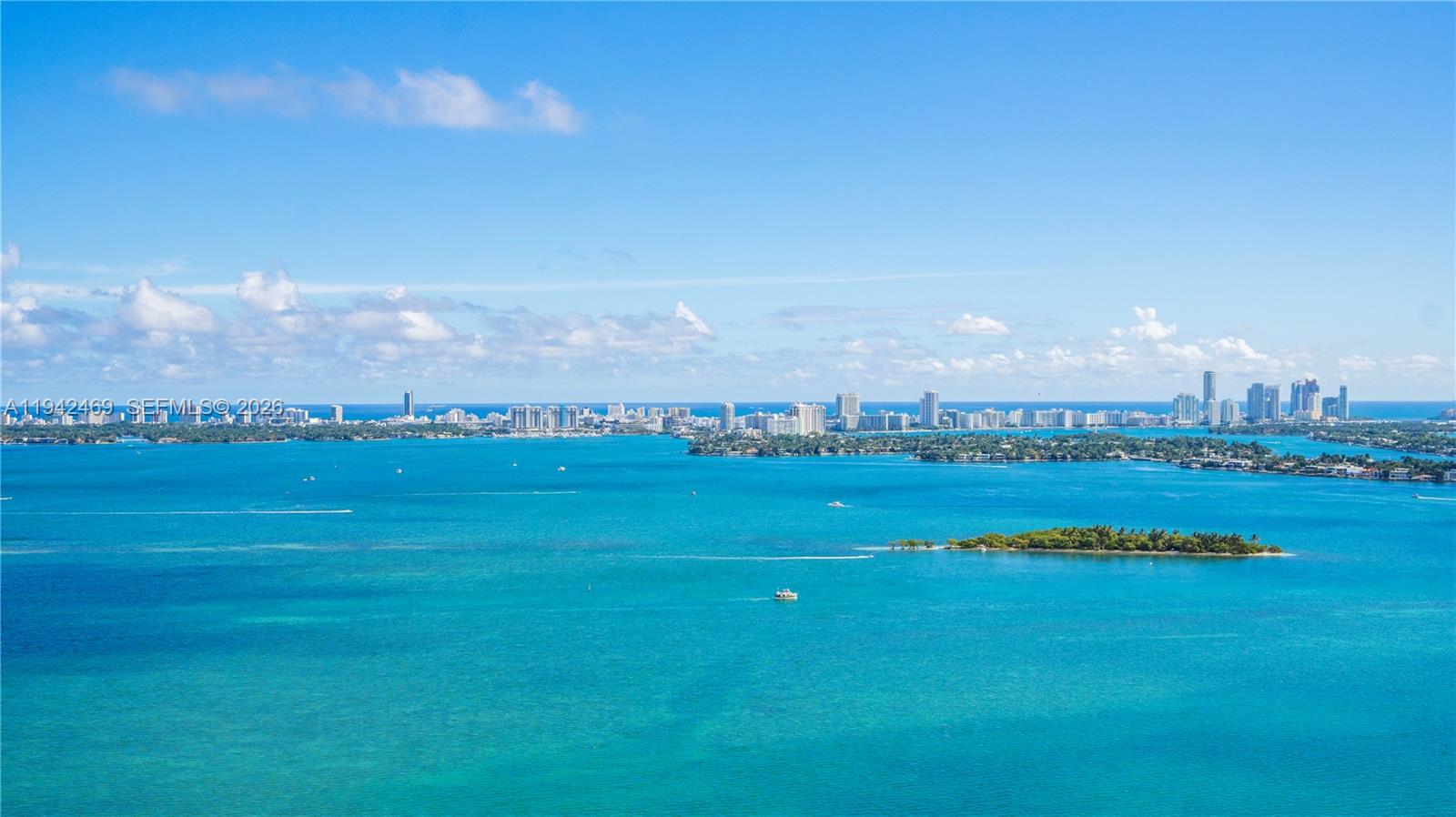 ICON BAY CONDO - Residential