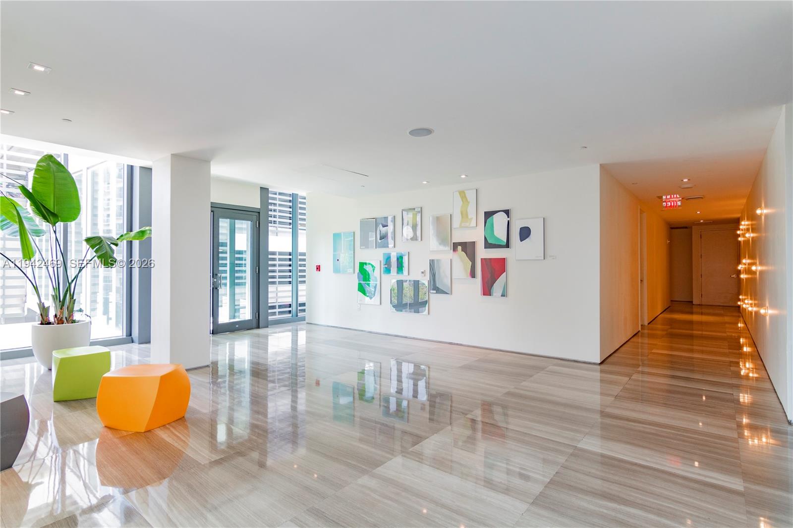 ICON BAY CONDO - Residential