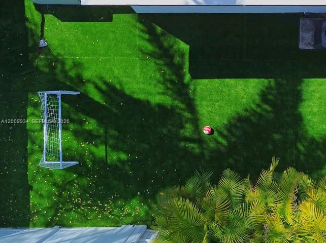 HOLLYWOOD COUNTRY CLUB DI - Residential