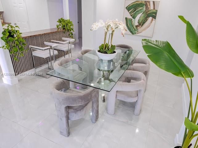 HOLLYWOOD COUNTRY CLUB DI - Residential