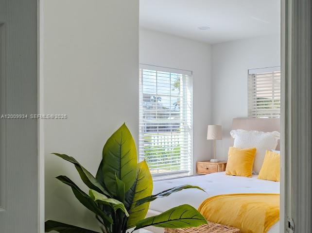 HOLLYWOOD COUNTRY CLUB DI - Residential