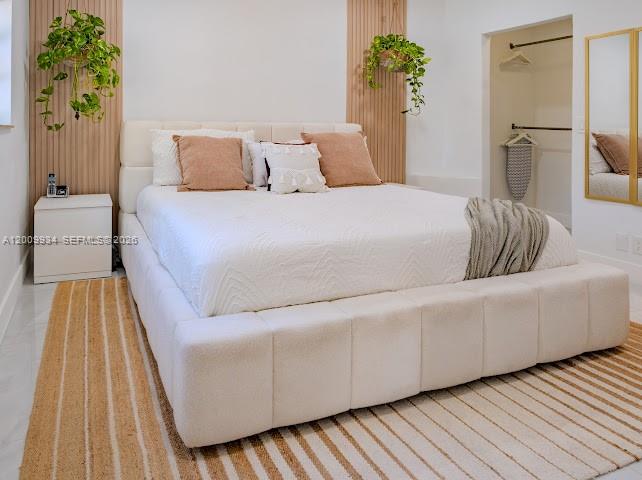 HOLLYWOOD COUNTRY CLUB DI - Residential