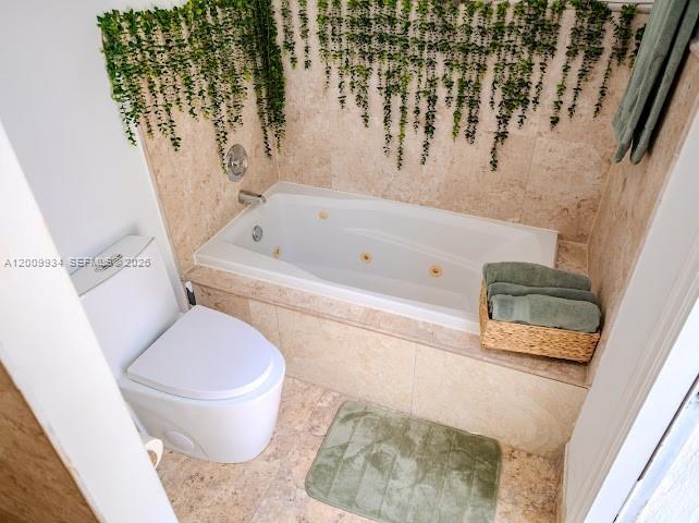 HOLLYWOOD COUNTRY CLUB DI - Residential