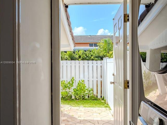 HOLLYWOOD COUNTRY CLUB DI - Residential