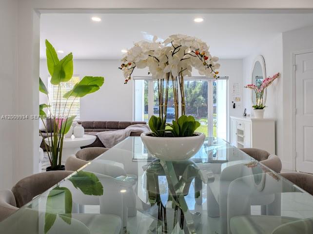 HOLLYWOOD COUNTRY CLUB DI - Residential