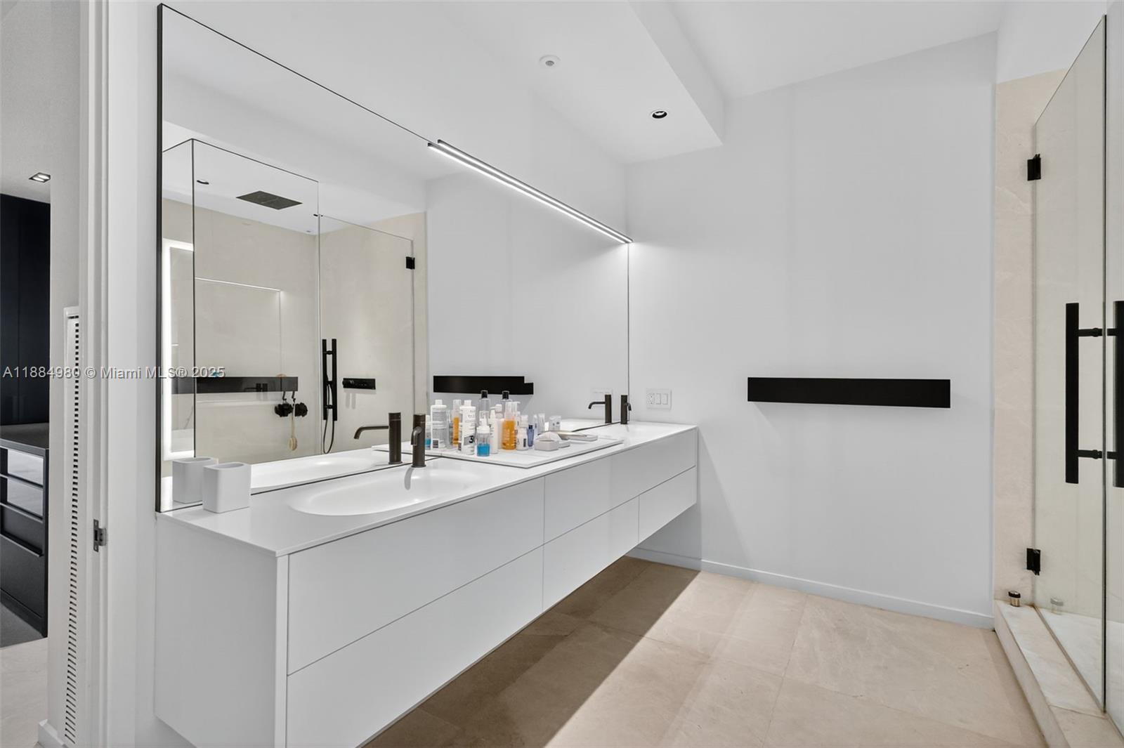 BAL HARBOUR NORTH SOUTH C - Residential Lease